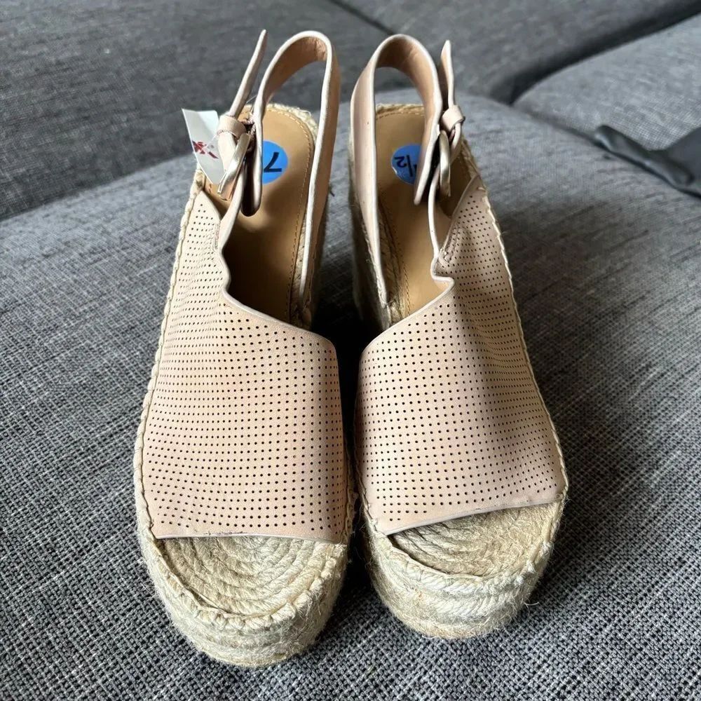 Marc Fisher wedge leather sandals